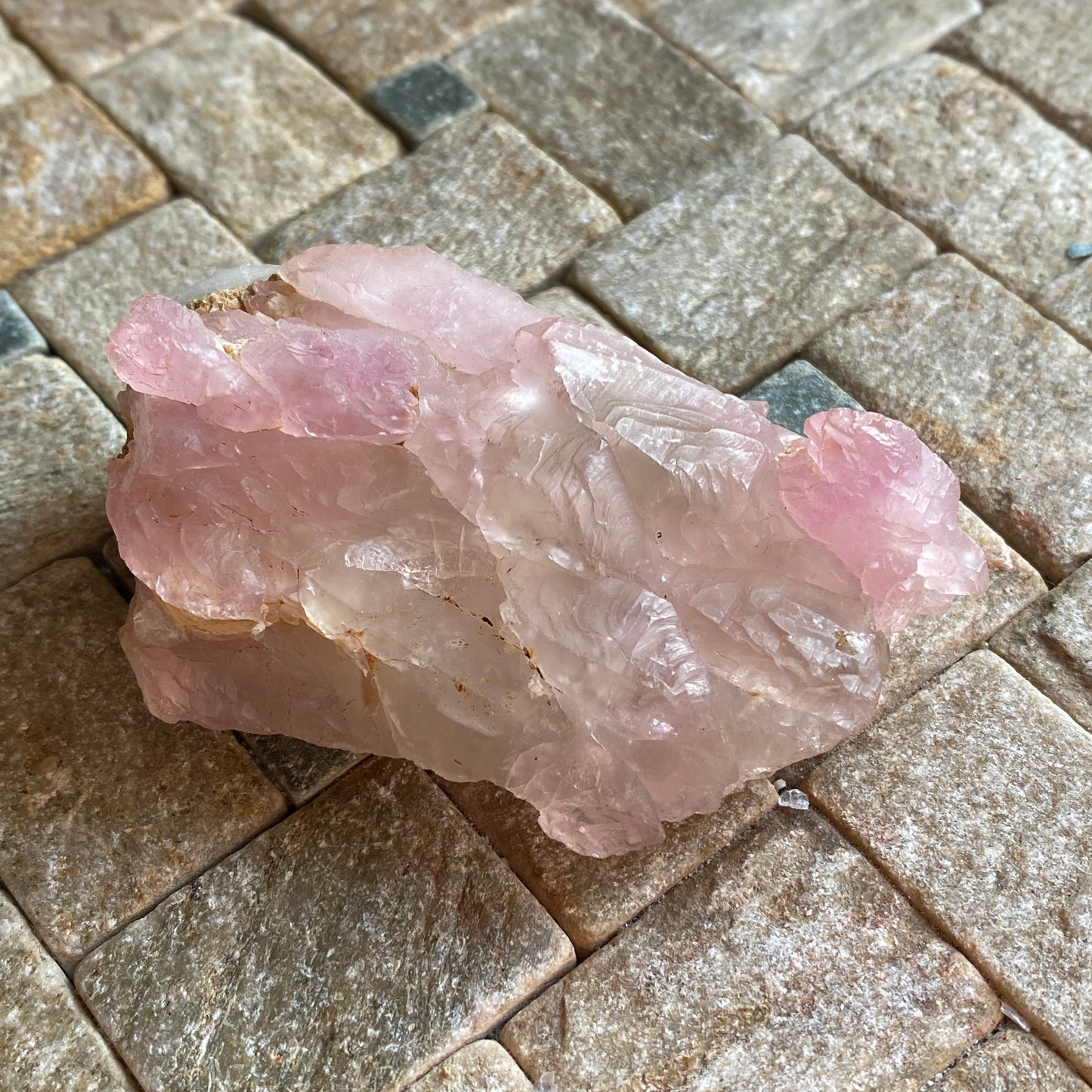 ROSE QUARTZ, TAQUARAL, ITINGA, MINAS GERAIS, BRAZIL 88g MF1926