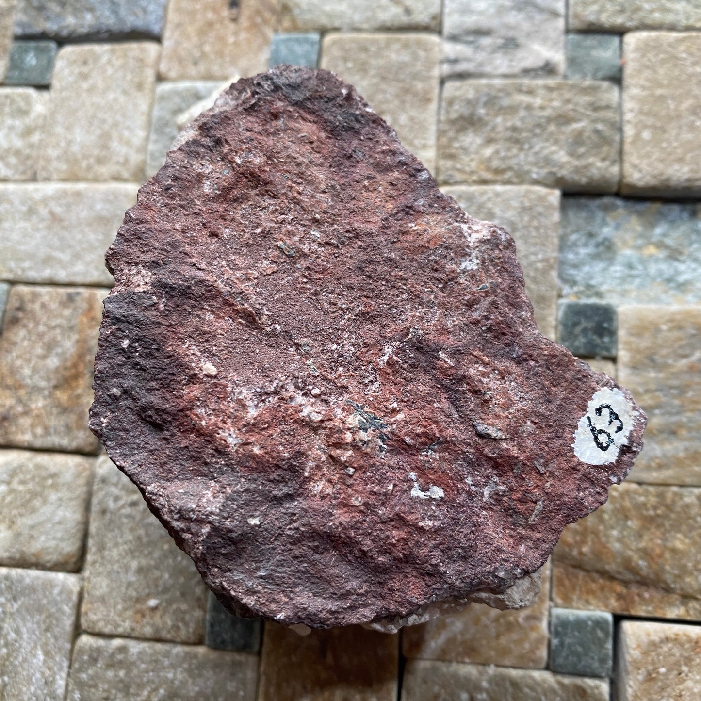 ANALCIME AVEC RHODOCHROSITE ETC DU QUÉBEC, CANADA 254g MF6624