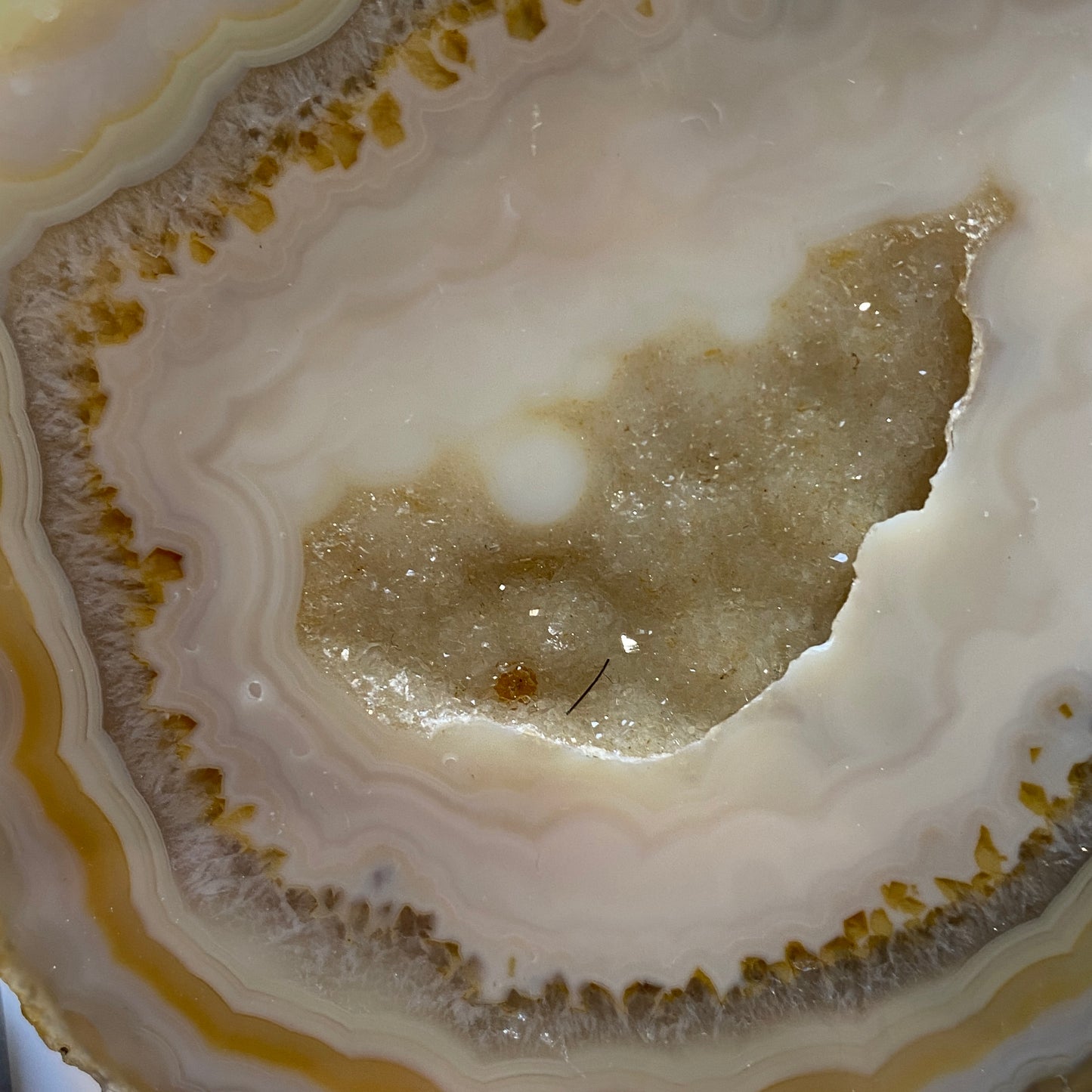 CHALCEDONY QUARTZ [VAT AGATE] - ESTACION MOCTEZUMA, CHIHUAHUA, MEXICO 622g MF4496