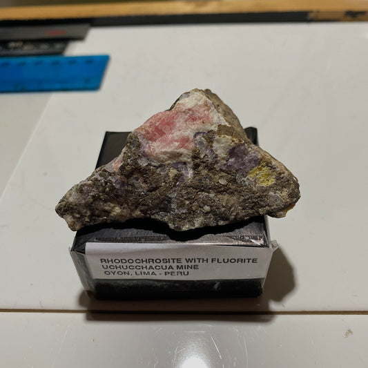 RHODOCHROSITE WITH FLUORITE [ETC] - UCHUCCHACUA MINE, LIMA, PERU 59g MF1413