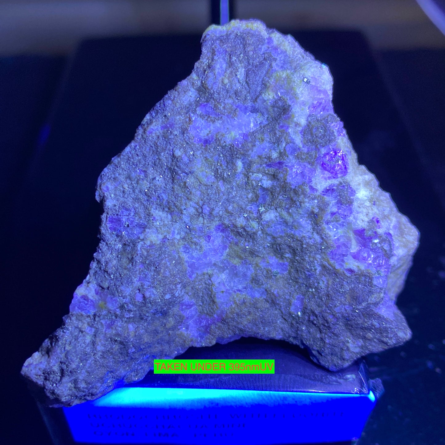 RHODOCHROSITE WITH FLUORITE [ETC] - UCHUCCHACUA MINE, LIMA, PERU 59g MF1413