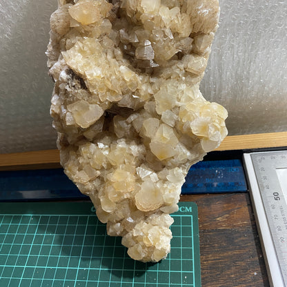 CALCITE CRYSTAL ASSEMBLAGE - TAFF'S WELL QUARRY, PENTYRCH, WALES 2650g MF4173