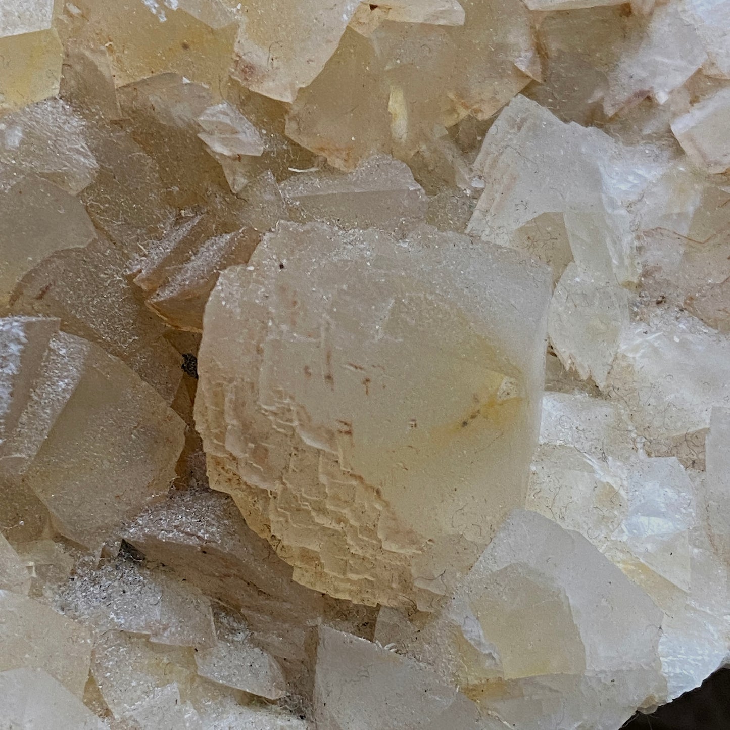 CALCITE CRYSTAL ASSEMBLAGE - TAFF'S WELL QUARRY, PENTYRCH, WALES 2650g MF4173