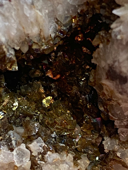 IRIDESCENT SIDERITE [ETC] : WHEAL EDWARD, BOTALLACK, ST JUST, CORNWALL 247g. MF5126
