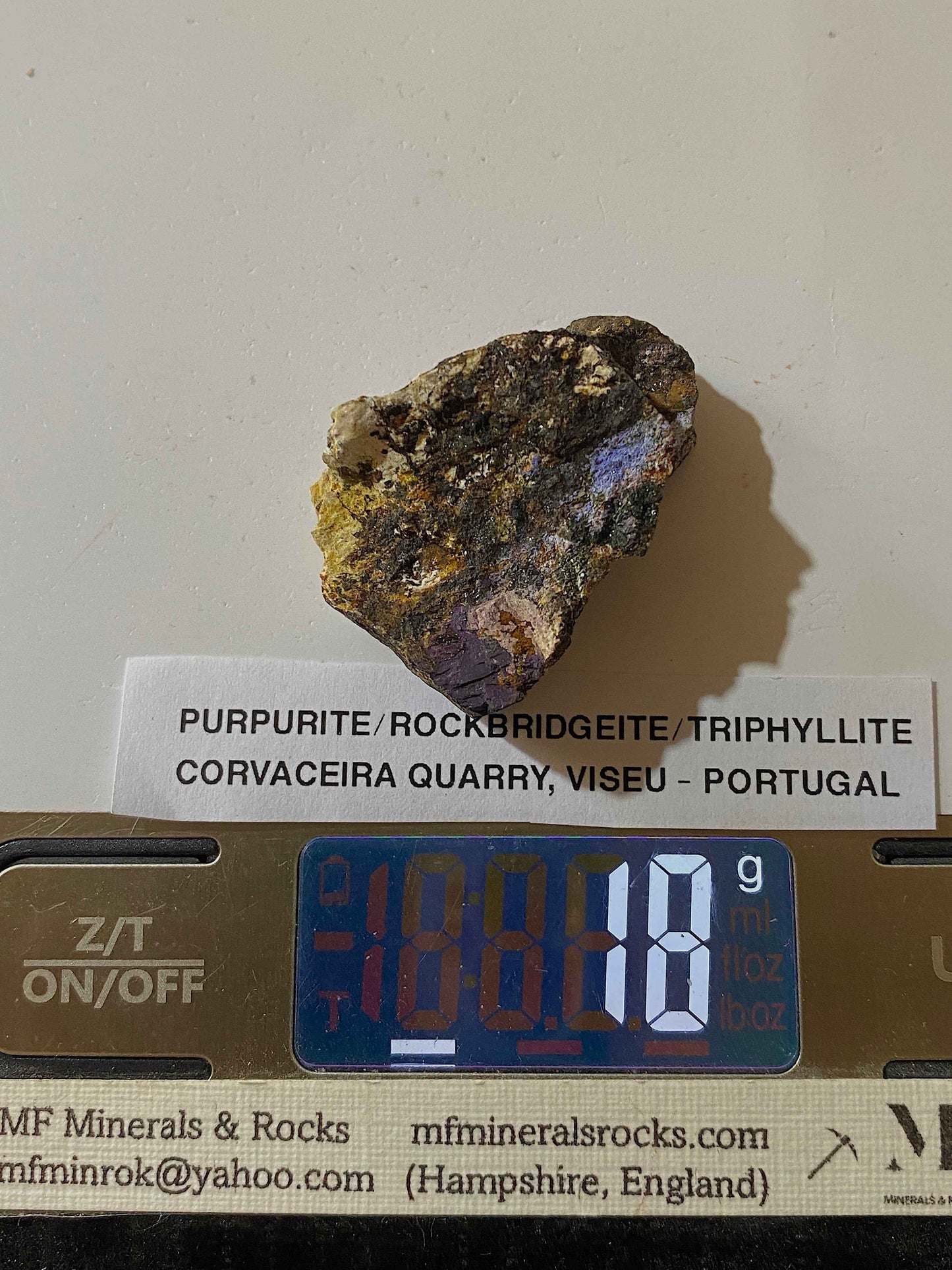 PURPURITE/ROCKBRIDGEITE/TRIPHYLLITE : CORVACEIRA QUARRY, PORTUGAL  18g. MF5127