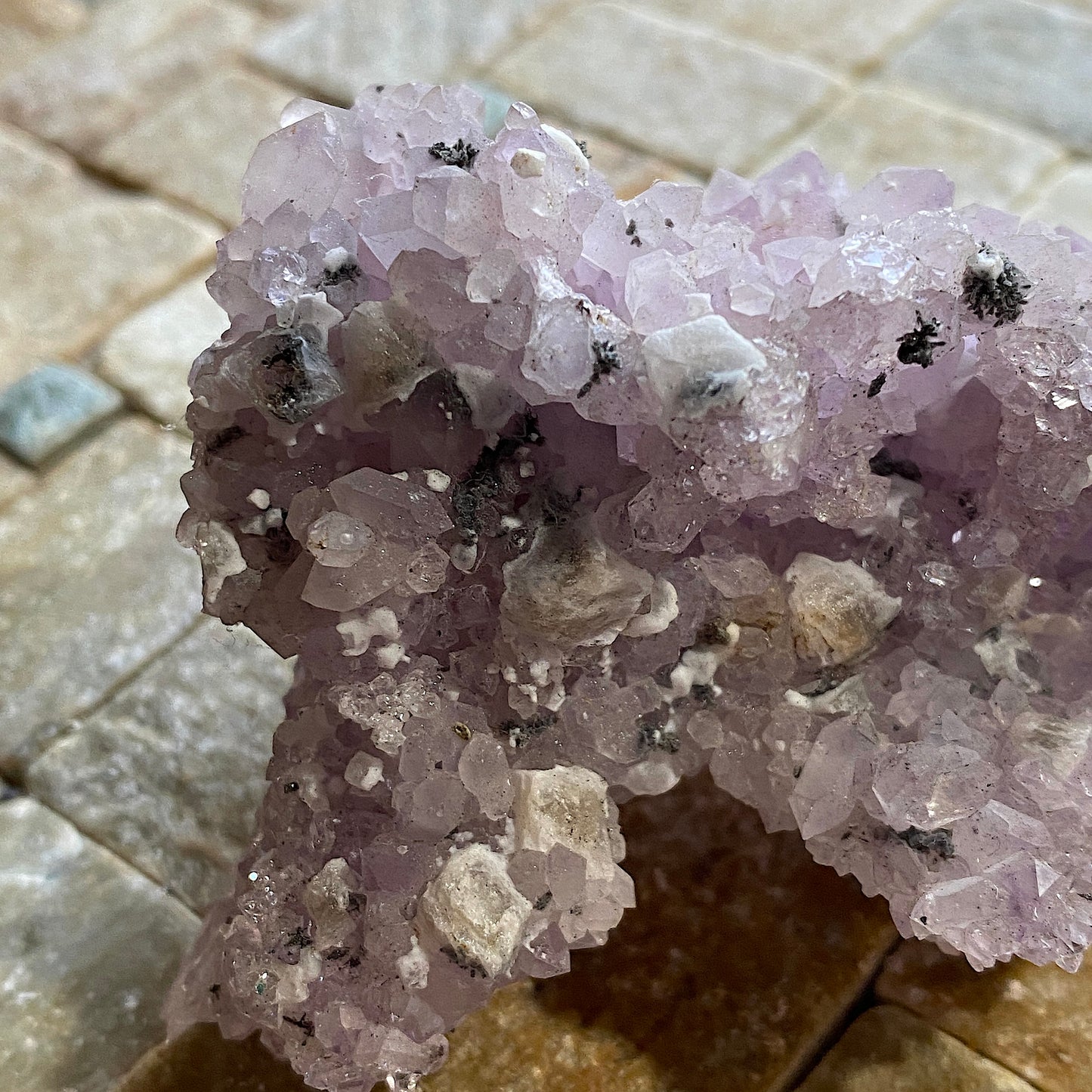 UNUSUAL & ATTRACTIVE AMETHYST QUARTZ SPECIMEN - BOR PIT, DALNEGORSK, RUSSIA 174g MF4503