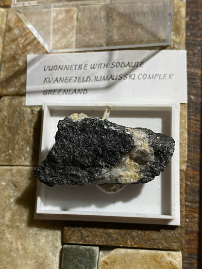 VUONNETITE WITH SODALITE [ETC] : KVANEFJELD, ILIMAUSSAQ COMPLEX, GREENLAND 13g MF5133