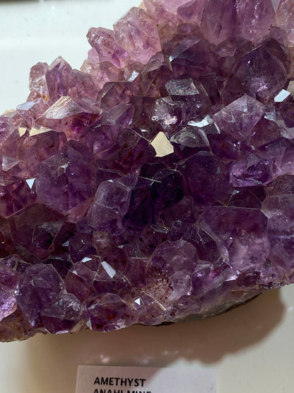 AMETHYST QUARTZ : ANINI MINE, SANTA CRUZ, BOLIVIA. 317g. MF5135
