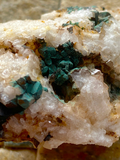 PSEUDOMALACHITE : OLD SADDLEBACK MINE, BLENCATHRA, CALDBECK, CUMBRIA  51g MF5137