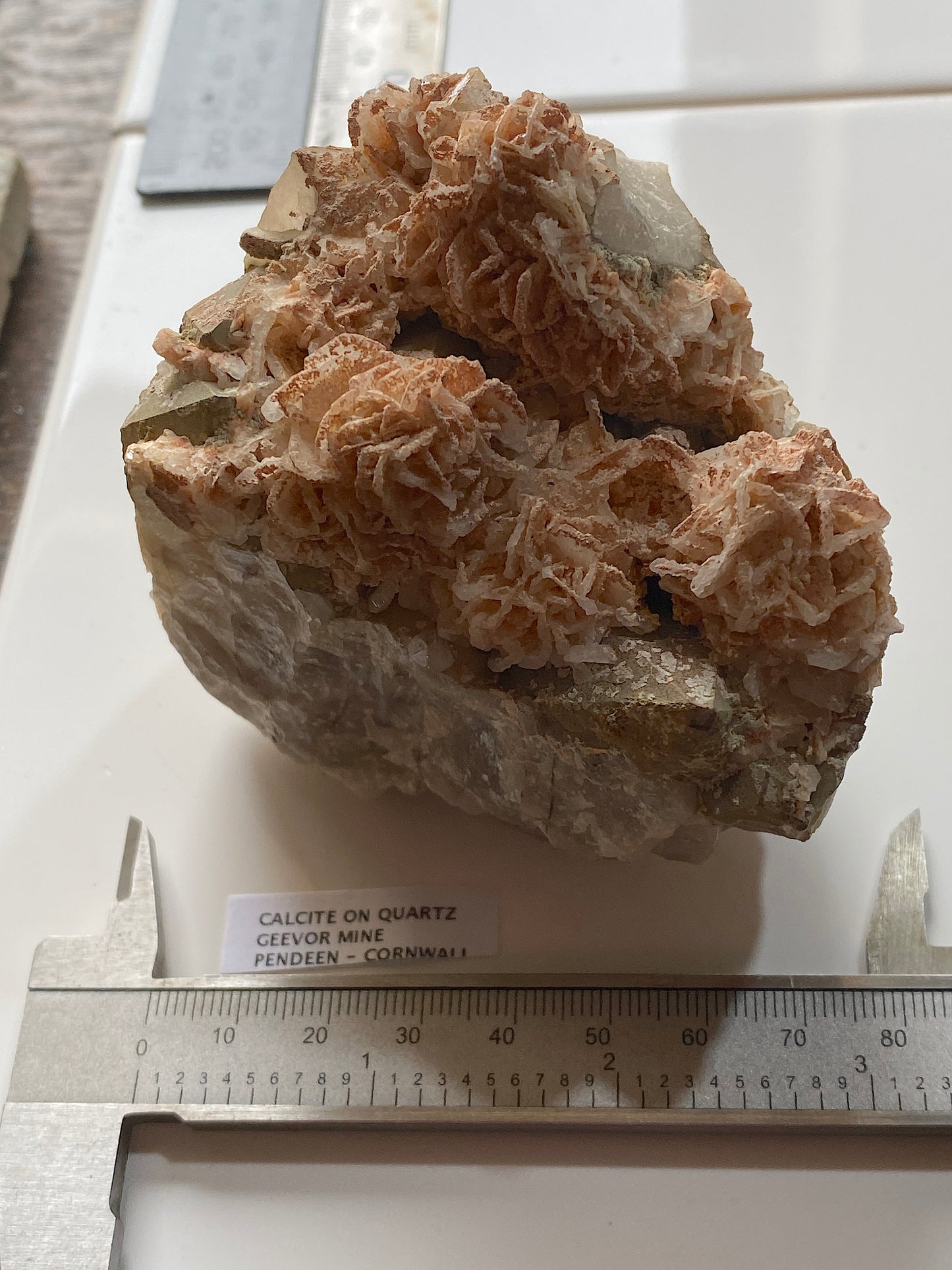 CALCITE SOUGHT AFTER SPECIMEN FROM GEEVOR MINE, PENDEEN, CORNWALL 461g MF5138