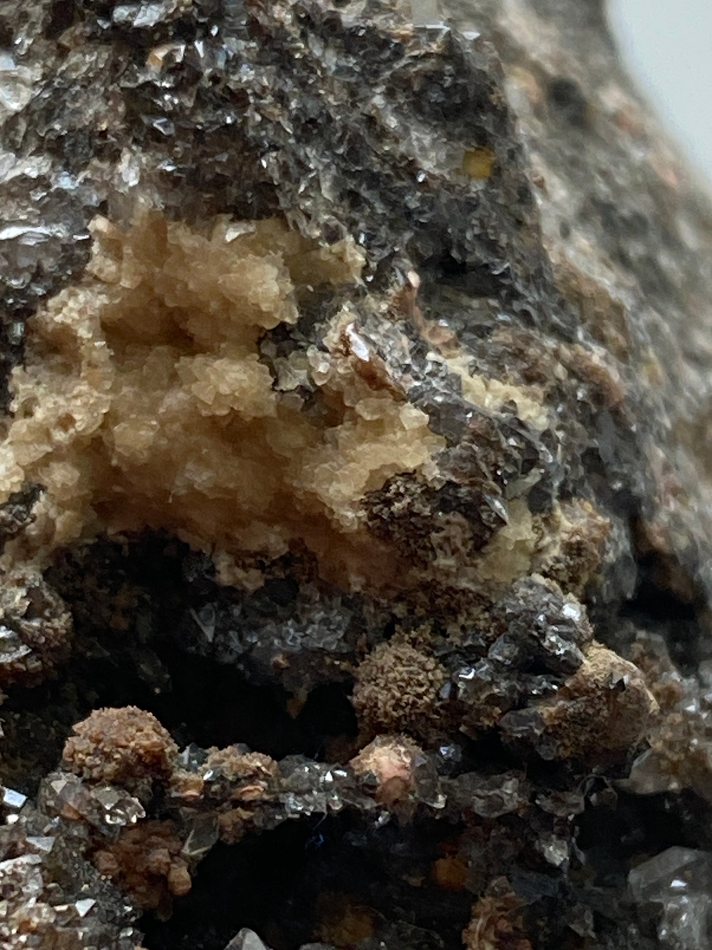 SIDERITE [ETC] : HARRIETS SHAFT, DOLCOATH MINE, ST JUST CORNWALL 57g MF5144