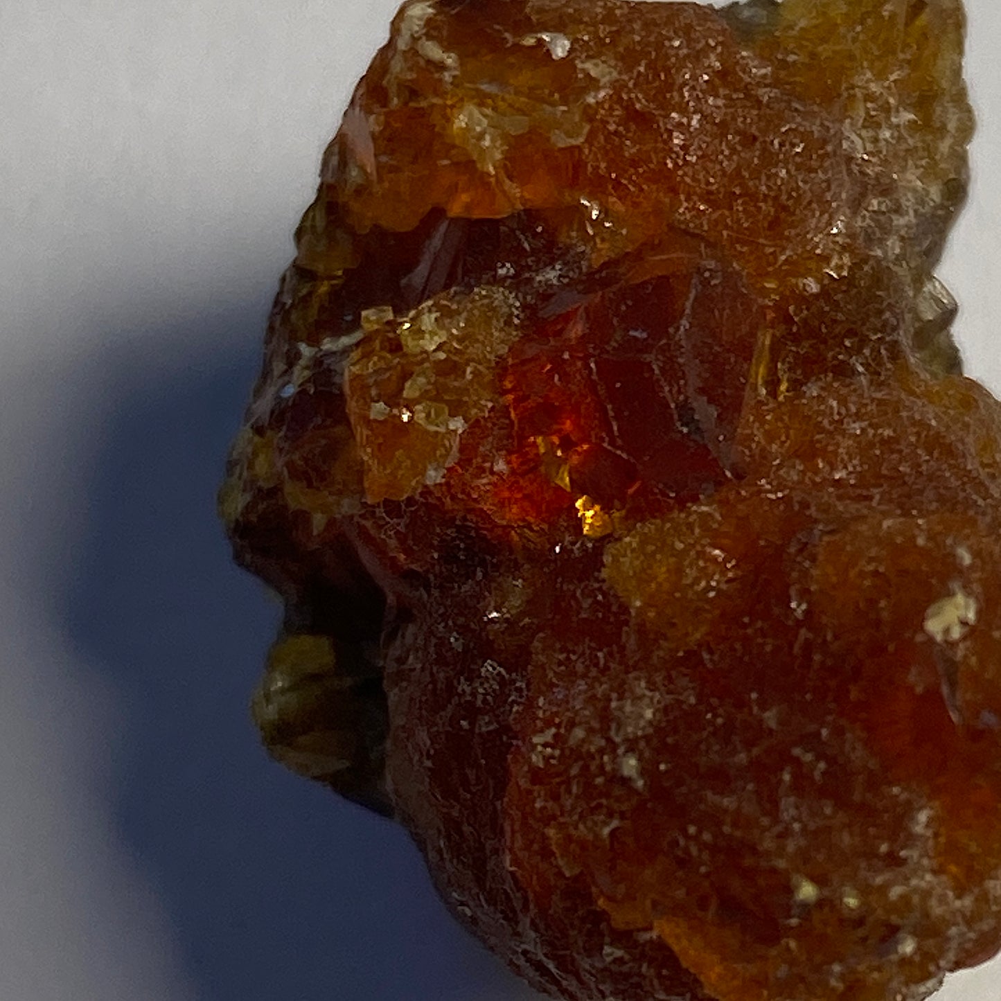 ZINCITE WITH WILLEMITE [ETC] - FRANKLIN MINE, NEW JERSEY, U.S.A. 15g MF4179