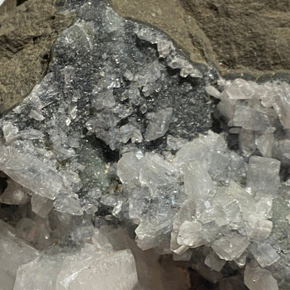 NATROLITE ON MATRIX - POUDRETTE QUARRY, MONT SAINT-HILAIRE, QUEBEC, CANADA 780g MF4517