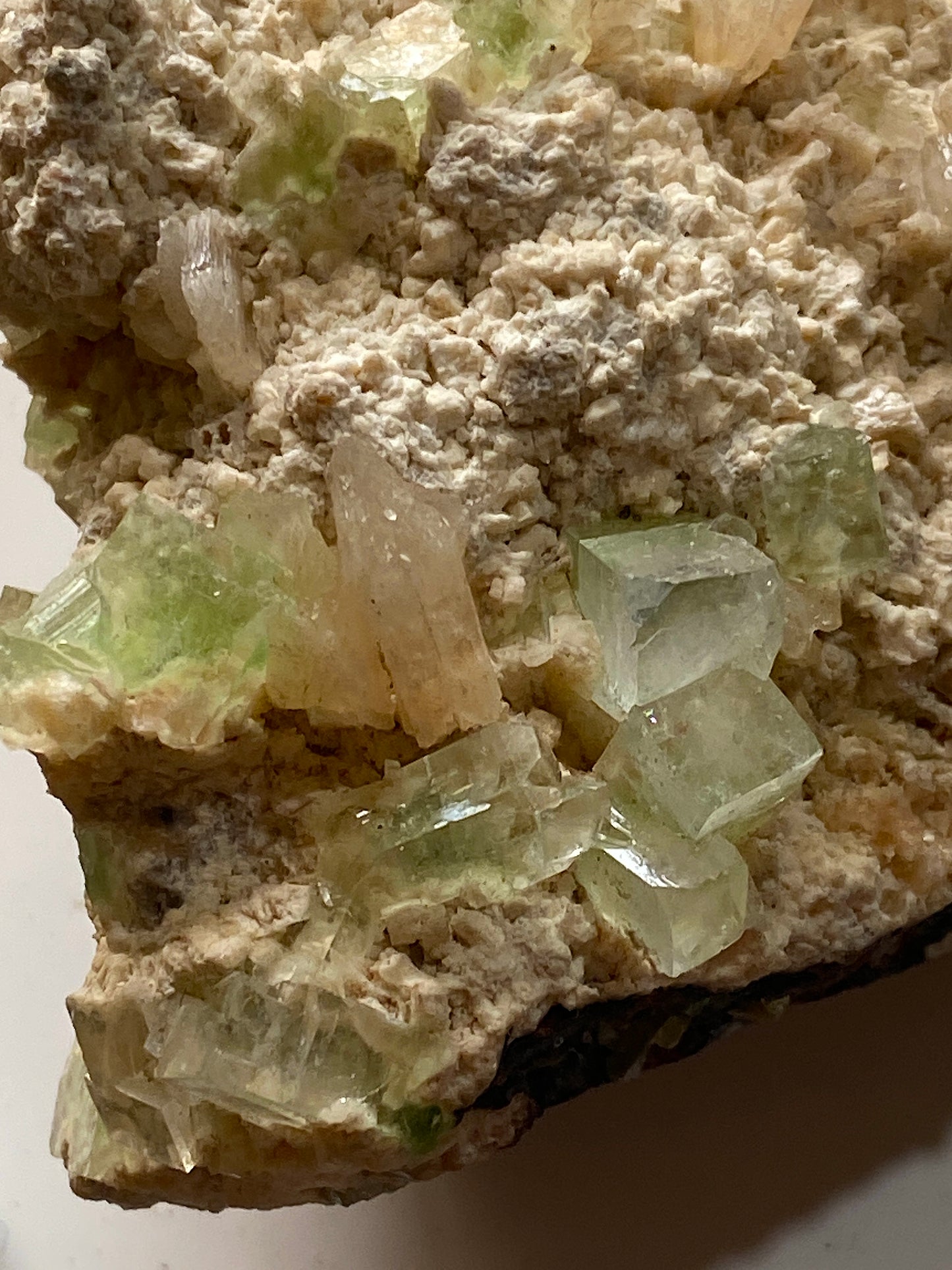 FLUORAPOPHYLLITE (K)  WITH STILBITE : JALGAON, NASHIK, MAHARASHTRA, INDIA 143g MF5145