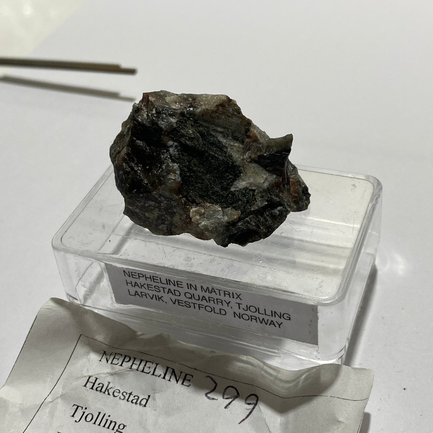 NEPHELINE [ETC] - HAKESTAD QUARRY, TJOLLING, LARVIK, NORWAY 20g MF4182