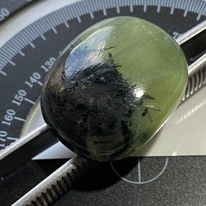 PREHNITE WITH EPIDOTE GEMSTONE : KAYES REGION, MALI, AFRICA LARGE 46.27Ct MFG5478