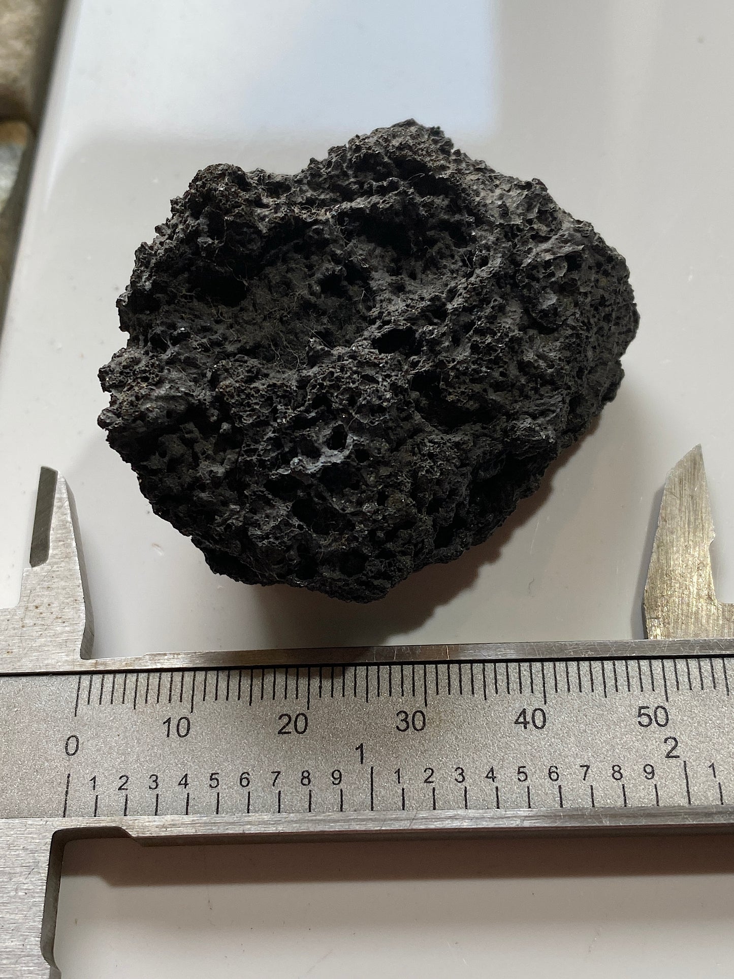 LAVA "BOMB" : 1992 MT ETNA FLANK ERUPTION, SICILY, ITALY   27g MF5149