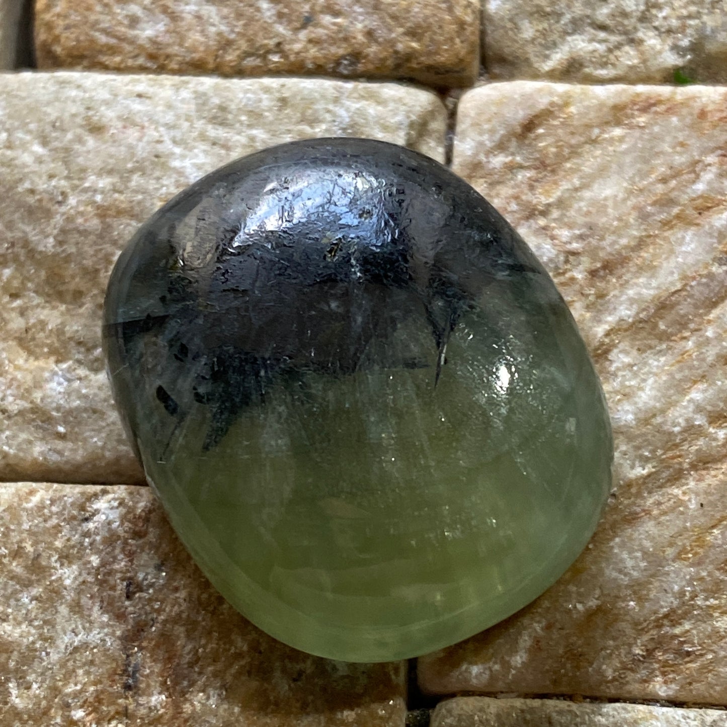 PREHNITE WITH EPIDOTE GEMSTONE : KAYES REGION, MALI, AFRICA LARGE 46.27Ct MFG5478