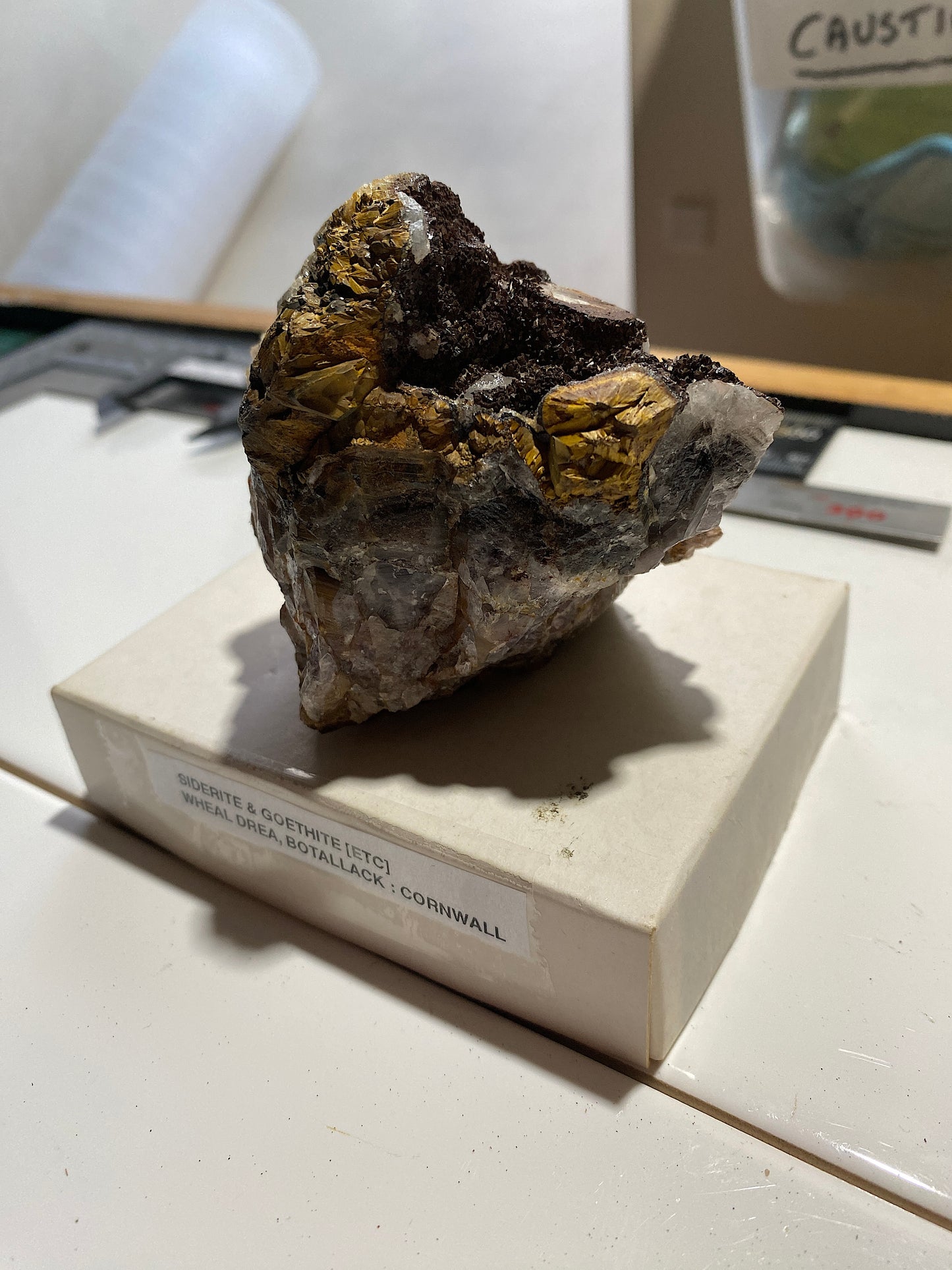 SIDERITE & GOETHITE : WHEAL DREA, BOTALLACK, ST JUST, CORNWALL. 274g. MF5150