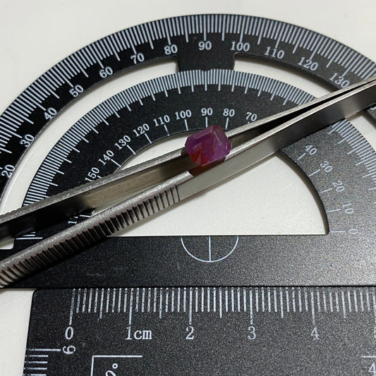 RUBY CORUNDUM NATURAL GEMSTONE - LUC YEN, VIETNAM 2.00Ct MFG5474