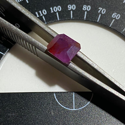 RUBY CORUNDUM NATURAL GEMSTONE - LUC YEN, VIETNAM 2.00Ct MFG5474