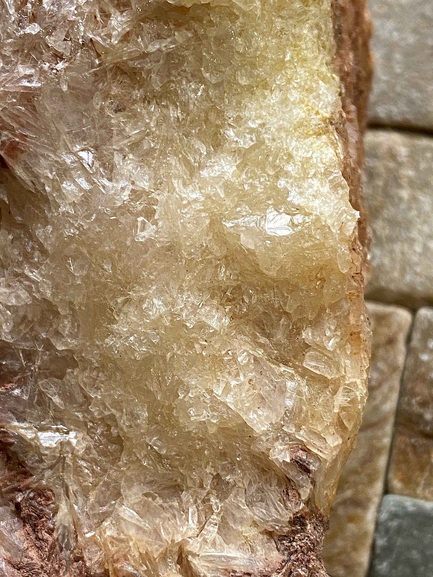 CELESTITE : RANGEWORTHY, YATE, GLOUCESTERSHIRE, ENGLAND 355g. MF5153