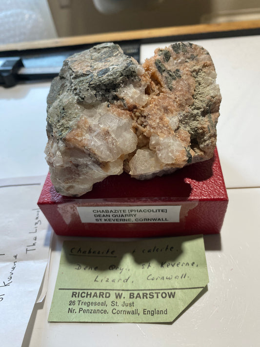 CHABAZITE WITH CALCITE [RARE SPECIMEN] : DEAN QUARRY, ST KEVERNE , CORNWALL 272g MF5154