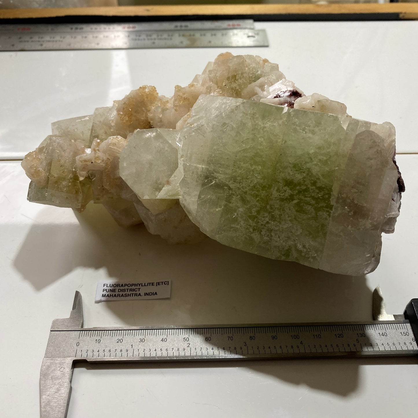 APOPHYLLITE BEAUTIFUL SPECIMEN FROM PUNE DISTRICT, MAHARASHTRA, INDIA. LARGE 1403g MF4188