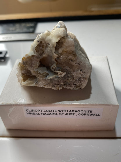 CLINOPTILOLITE WITH ARAGONITE - WHEAL HAZARD, BOTALLACK, CORNWALL  75g MF5157