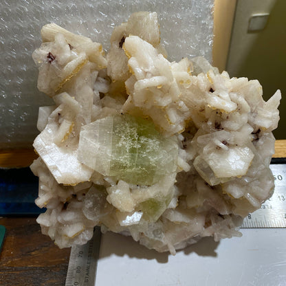 FLUORAPOPHYLLITE WITH STILBITE  - PUNE DISTRICT, MAHARASHTRA, INDIA LARGE 1057g MF4190