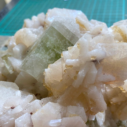 FLUORAPOPHYLLITE WITH STILBITE  - PUNE DISTRICT, MAHARASHTRA, INDIA LARGE 1057g MF4190