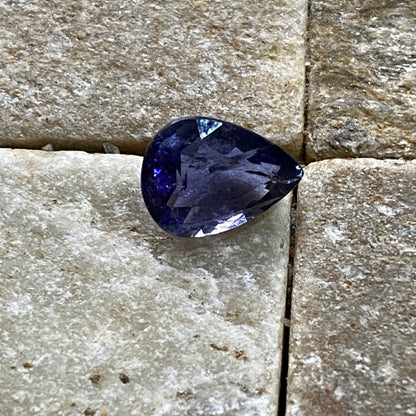 IOLITE NATURAL GEMSTONE - BABATI, MANYARA, TANZANIA 1.98Ct MFG5469