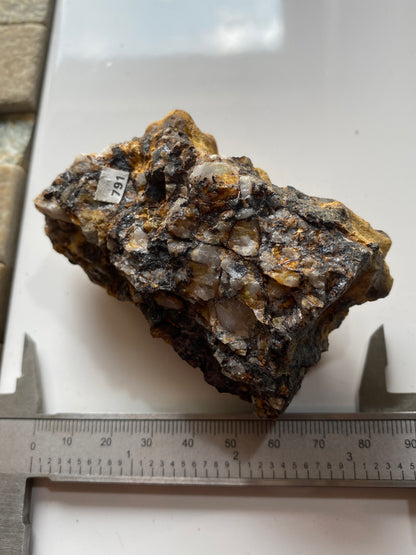 OCHRE ON QUARTZ UNUSUAL SPECIMEN : WHITSTONE OCHRE WORKS, DEVON 192g MF5160
