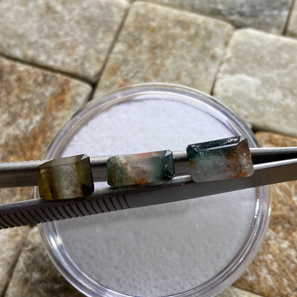 TOURMALINE NATURAL GEMSTONES x 3 : JAGODA MINE, MKUSHI, ZAMBIA. 4.55Ct MFG5470