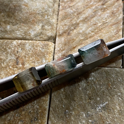 TOURMALINE NATURAL GEMSTONES x 3 : JAGODA MINE, MKUSHI, ZAMBIA. 4.55Ct MFG5470