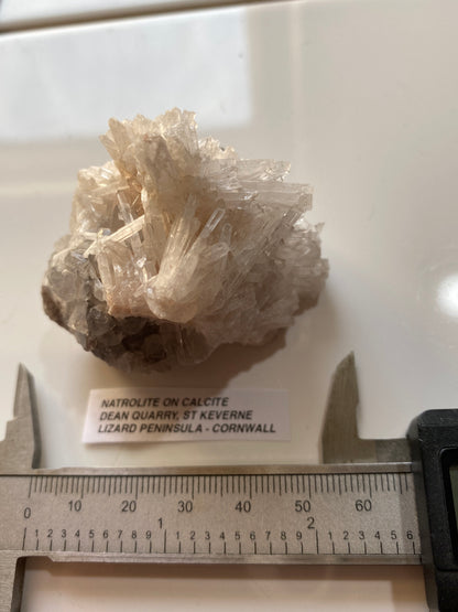 NATROLITE : DEAN QUARRY, ST KEVERNE, THE LIZARD PENINSULA, CORNWALL 67g MF5165