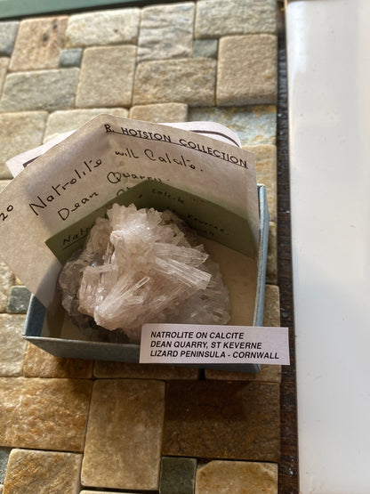NATROLITE : DEAN QUARRY, ST KEVERNE, THE LIZARD PENINSULA, CORNWALL 67g MF5165