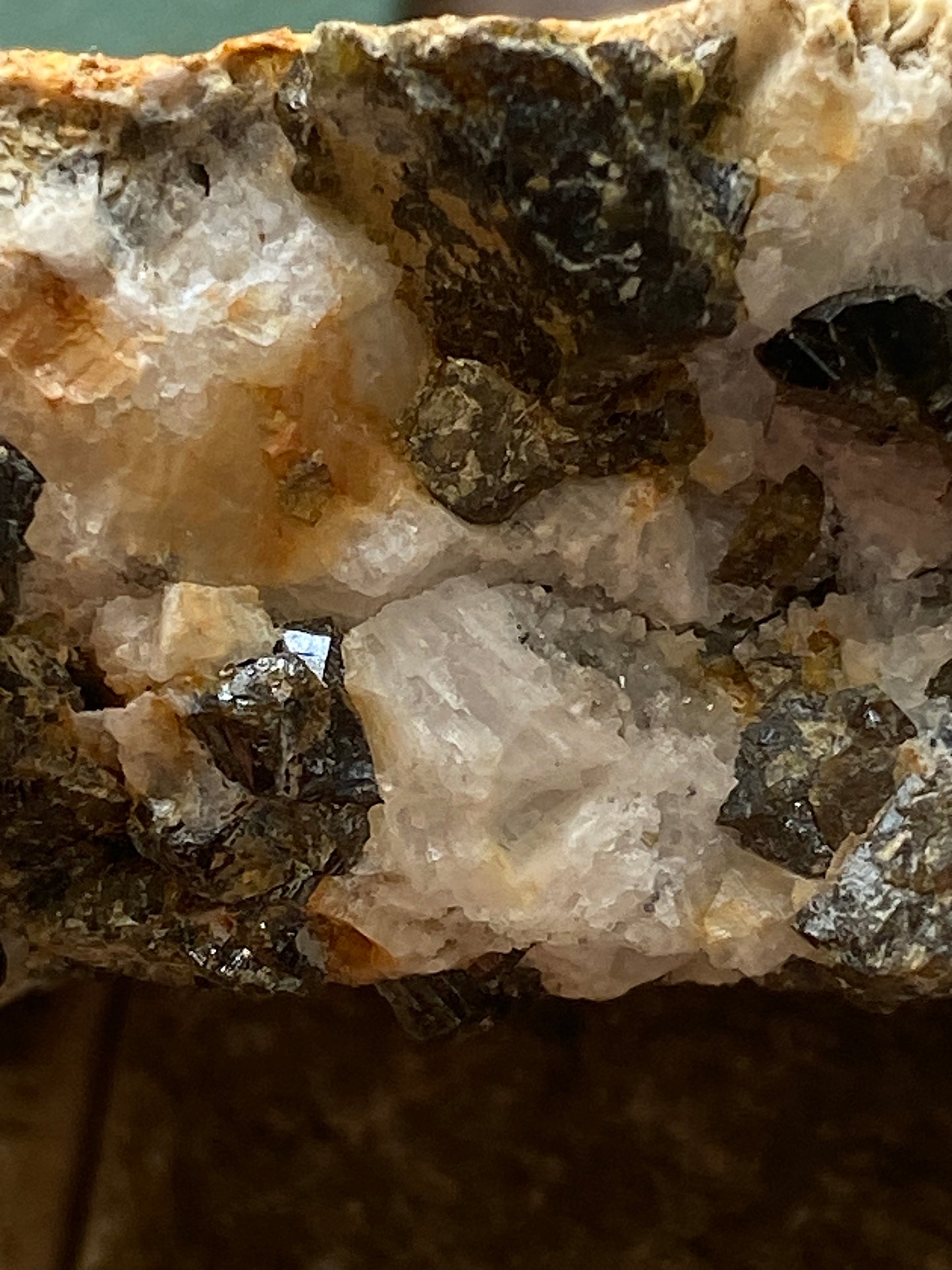 SPHALERITE/HYDROZINCITE/CALCITE ETC : SMALLCLEUGH MINE, CUMBRIA 63g MF5166