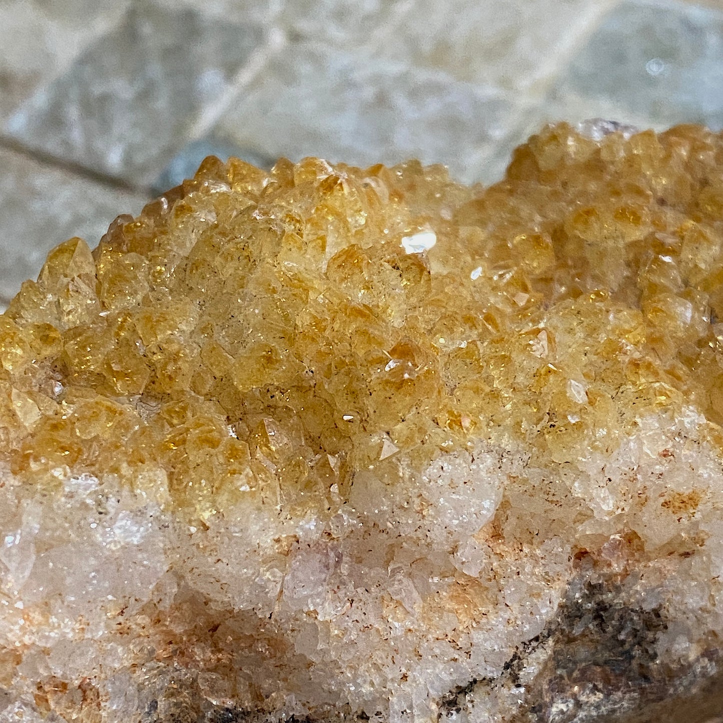 CITRINE QUARTZ CRYSTAL ASSEMBLAGE RARE SPECIMEN FROM MANSA, ZAMBIA 261g MF4523