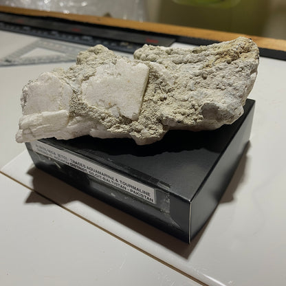 ALBITE/MICA WITH TRACES AQUAMARINE & TOURMALINE ETC : SHENGUS, ROUNDU DISTRICT, GILGIT-BALTISTAN.PAKISTAN