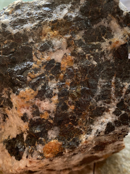 SPHALERITE WITH ANKERITE : NO 3 SHAFT, TREWETHEN MINE, ST KEW, CORNWALL 461g MF5168