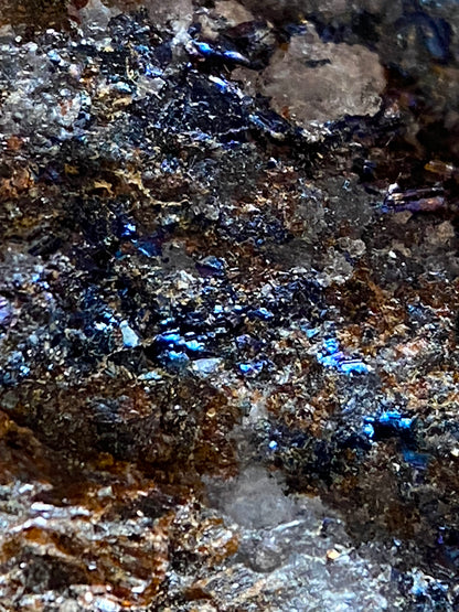 IRIDESCENT  CHALCOPYRITE [ETC] : ASHLEY MINE, ONTARIO, CANADA  171g MF517§