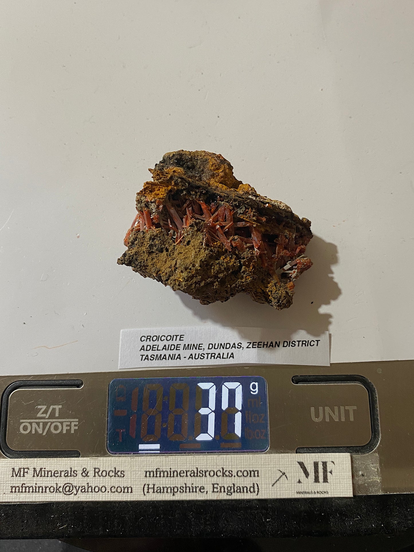 CROCOITE : ADELAIDE MINE, TASMANIA, AUSTRALIA. 37g. MF5172
