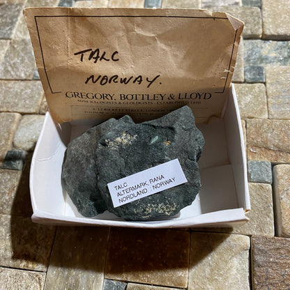 TALC : ALTERMARK, RANA, NORDLAND, NORWAY, SCANDINAVIA  67g MF4529