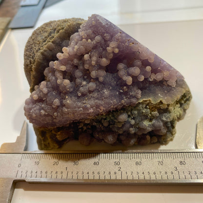 "GRAPE" AGATE : MAMAJU, WEST SULAWESI PROVINCE, INDONESIA 341g MF4531