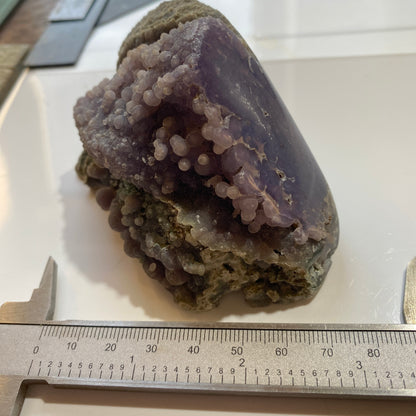 "GRAPE" AGATE : MAMAJU, WEST SULAWESI PROVINCE, INDONESIA 341g MF4531