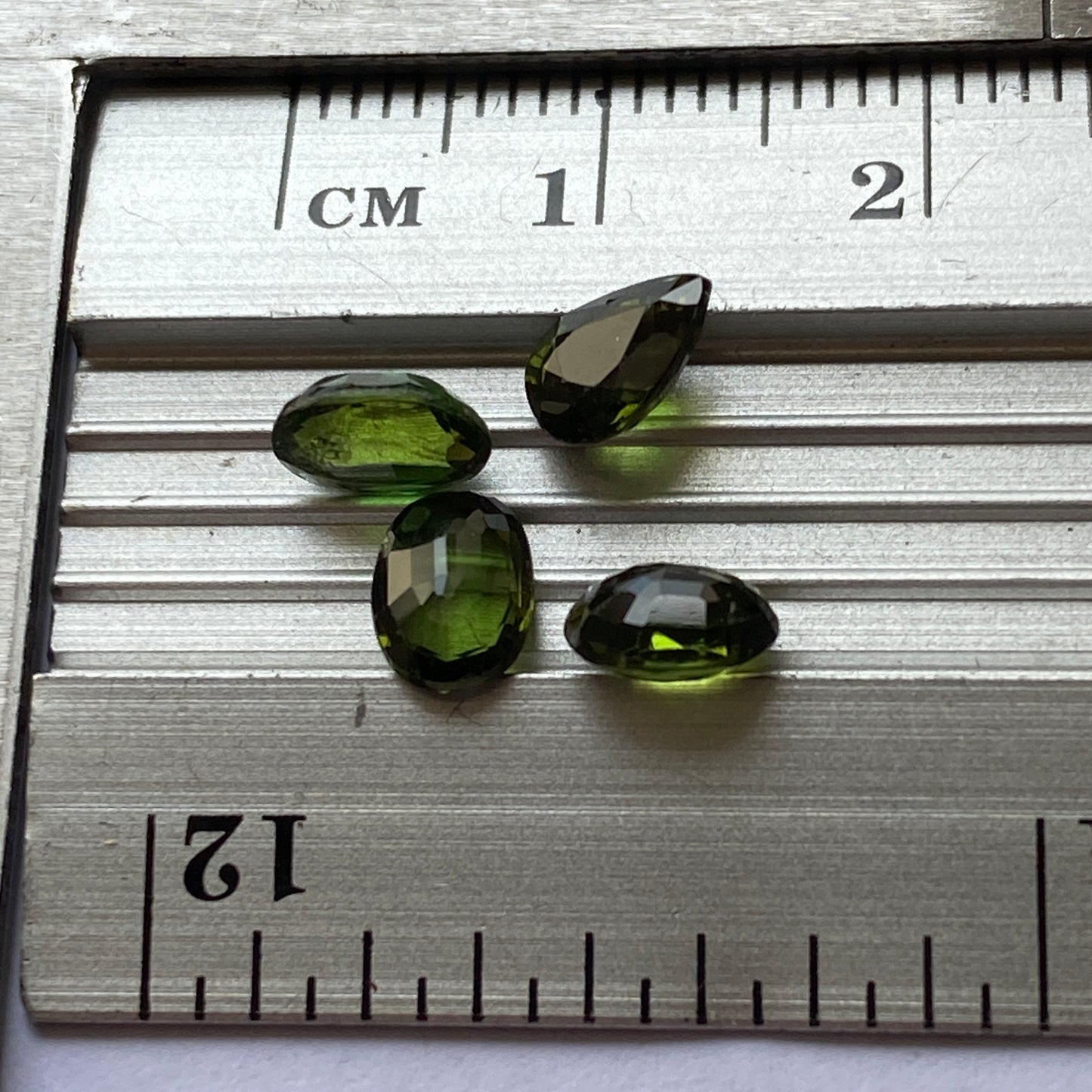 CHROME TOURMALINE NATURAL GEMSTONES X 4   -  MADAGASCAR. 2.51Ct. MFG2287