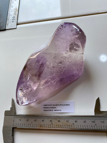 AMETHYST QUARTZ LARGE POLISHED SPECIMEN : PIEDRA PARADA, MEXICO  319g MF5178