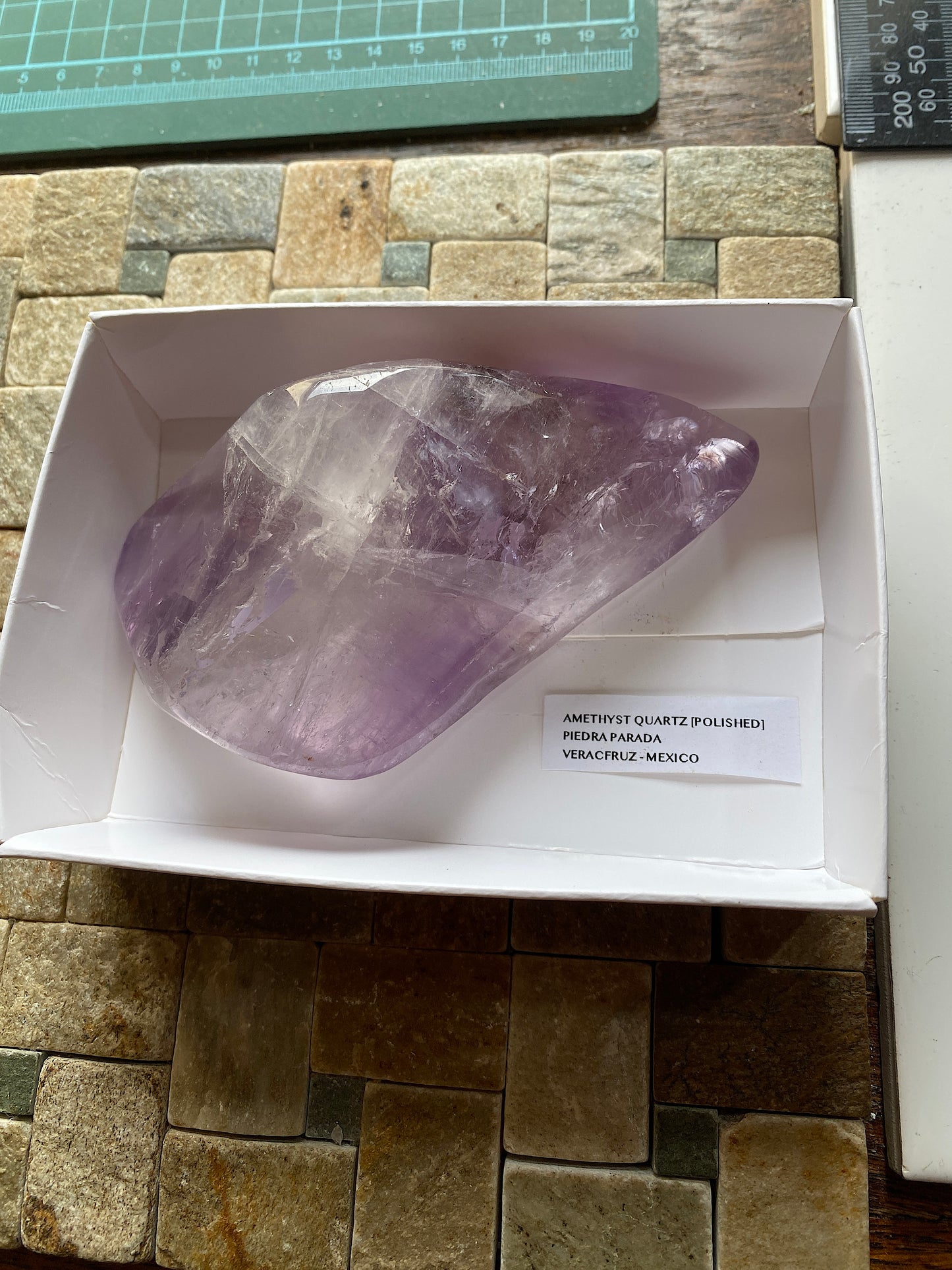 AMETHYST QUARTZ LARGE POLISHED SPECIMEN : PIEDRA PARADA, MEXICO  319g MF5178