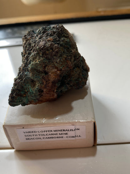 COPPER MINERALISATION : SOUTH TOLCARNE MINE, CAMBORNE, CORNWALL  95g MF5179